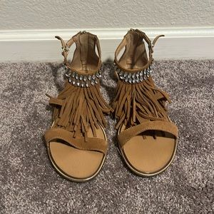 Report Tan Sandals